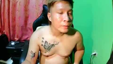 Snapshot of sky1441 chatting on October 20, 1:00 pm sky1441 online show from October 20, 1:00 pm