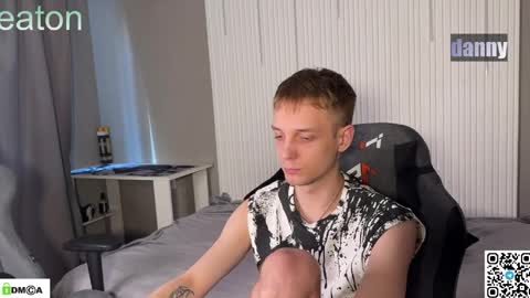 sky_hunter online show from April 8, 2:28 pm