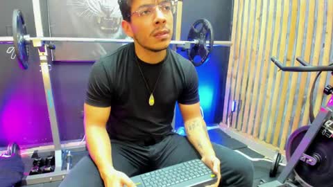 SKY online show from April 15, 3:57 am