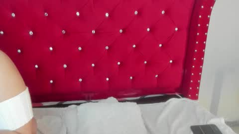 sky_ls online show from September 12, 4:12 am