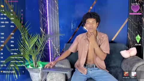 sky_walkerss online show from May 25, 6:14 pm
