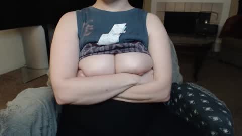 SKYLE   online show from March 31, 4:46 am