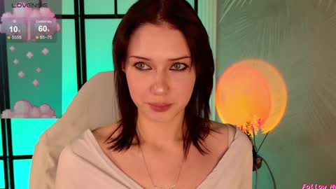 Snapshot of skyeyes__ chatting on December 16, 11:33 am Ann online show from December 16, 11:33 am