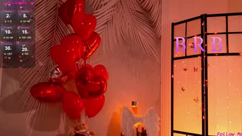 Snapshot of skyeyes__ chatting on February 14, 8:21 am Ann online show from February 14, 8:21 am