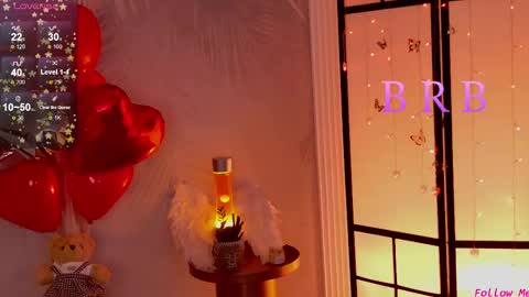 Snapshot of skyeyes__ chatting on February 24, 11:10 am Ann online show from February 24, 11:10 am