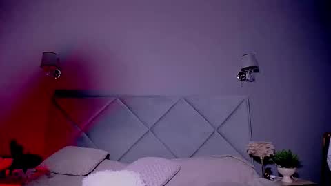 skylar426176 online show from April 14, 7:58 am