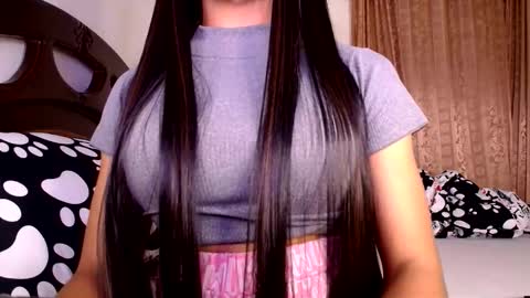 skyla online show from September 10, 7:41 am