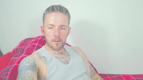 SkylarGrey online show from April 18, 3:43 am