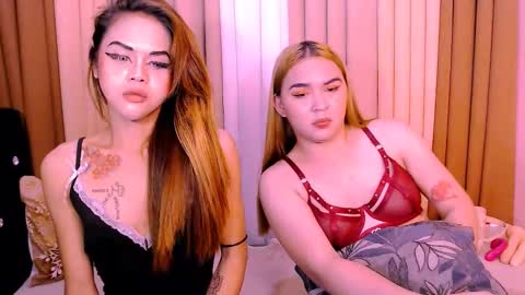 Snapshot of skylarvox_ chatting on March 10, 10:13 pm skylarvox_ online show from March 10, 10:13 pm