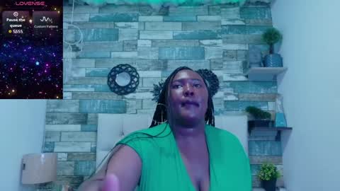 skyler_naomi online show from April 10, 1:49 pm