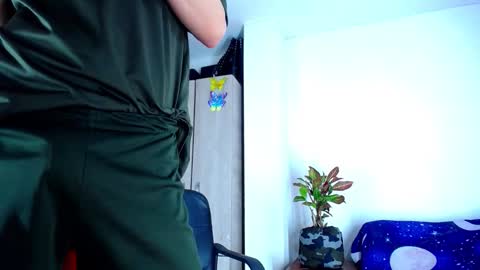 Skyler online show from March 21, 12:59 am