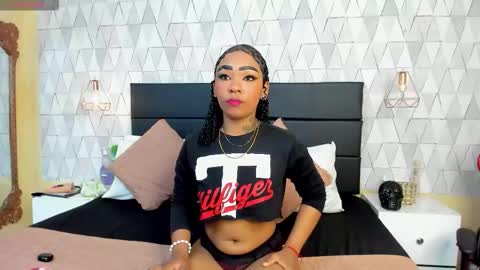 skylerbloom online show from November 21, 3:16 am