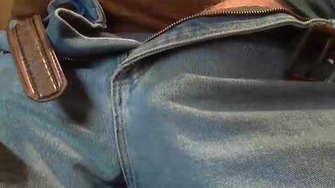 Snapshot of skypylot chatting on March 10, 11:53 am ResqPylot2 online show from March 10, 11:53 am