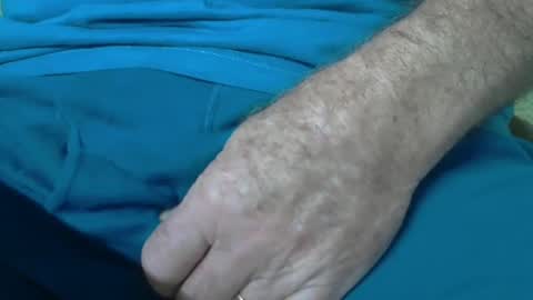 Snapshot of skypylot chatting on September 28, 4:56 pm ResqPylot2 online show from September 28, 4:56 pm