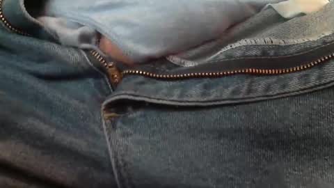 Snapshot of skypylot chatting on November 18, 2:43 pm ResqPylot2 online show from November 18, 2:43 pm