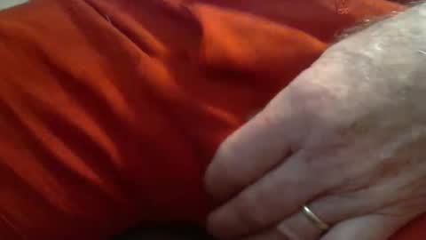 Snapshot of skypylot chatting on November 19, 4:40 pm ResqPylot2 online show from November 19, 4:40 pm