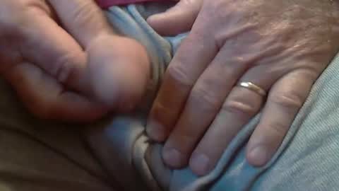 Snapshot of skypylot chatting on November 23, 5:35 pm ResqPylot2 online show from November 23, 5:35 pm