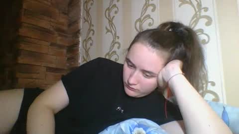 Snapshot of skyressie333 chatting on November 22, 7:24 pm skyressie333 online show from November 22, 7:24 pm