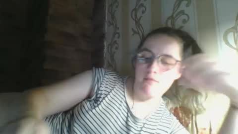 Snapshot of skyressie333 chatting on November 30, 8:13 pm skyressie333 online show from November 30, 8:13 pm