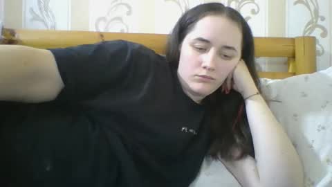 skyressie333 online show from January 5, 7:06 pm