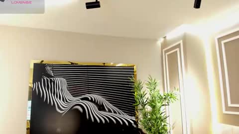 Snapshot of skyylee_ chatting on November 29, 1:58 pm abby online show from November 29, 1:58 pm