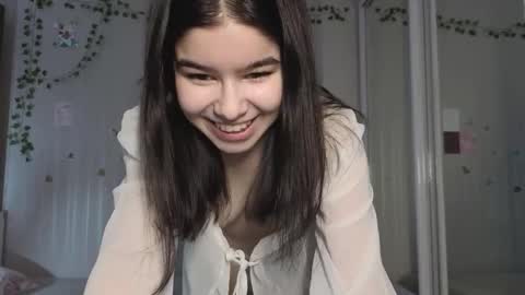 Snapshot of sladkoezka chatting on October 27, 6:23 pm Katya online show from October 27, 6:23 pm