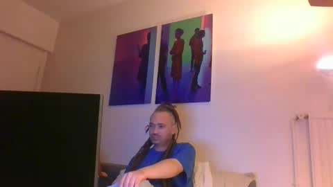 Snapshot of slashfantasy chatting on May 11, 1:39 pm slashfantasy online show from May 11, 1:39 pm