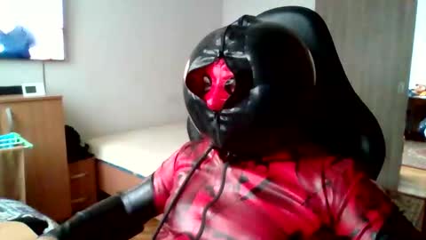 Snapshot of slatexss chatting on October 13, 8:03 am slatexss online show from October 13, 8:03 am