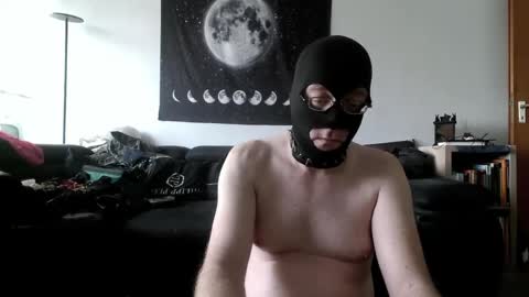Snapshot of slaveforgodess chatting on April 27, 6:55 am slaveforgodess online show from April 27, 6:55 am