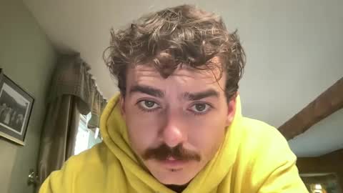 Snapshot of slickmass chatting on September 17, 5:03 pm SlickMass online show from September 17, 5:03 pm