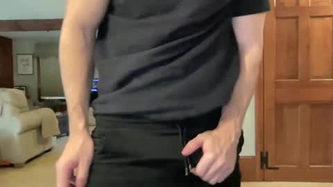 Snapshot of slickmass chatting on November 9, 3:43 pm SlickMass online show from November 9, 3:43 pm