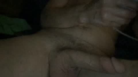 Snapshot of slienthear83 chatting on December 13, 3:38 am slienthear83 online show from December 13, 3:38 am