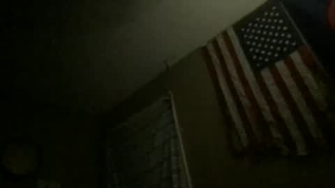 Snapshot of slienthear83 chatting on March 12, 12:10 am slienthear83 online show from March 12, 12:10 am