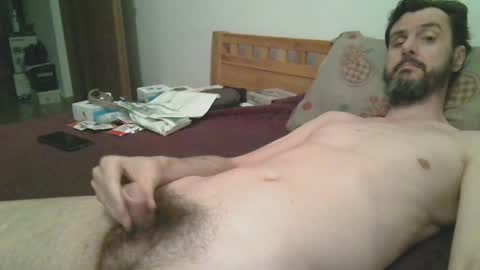 Snapshot of slim38 chatting on April 21, 3:13 am Alin online show from April 21, 3:13 am