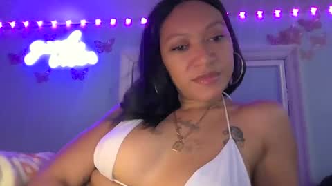 Snapshot of slim_citygurl chatting on December 30, 8:10 am Slim citygurl online show from December 30, 8:10 am