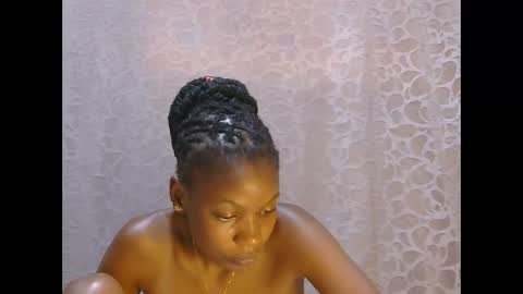 Snapshot of slim_girl01 chatting on September 29, 9:03 am slim_girl01 online show from September 29, 9:03 am