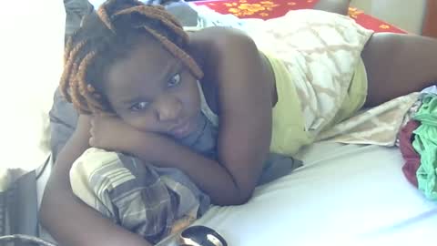 Snapshot of slim_joy chatting on March 1, 11:28 am slim_joy online show from March 1, 11:28 am