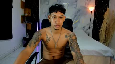 slim_master12 online show from May 18, 3:24 am