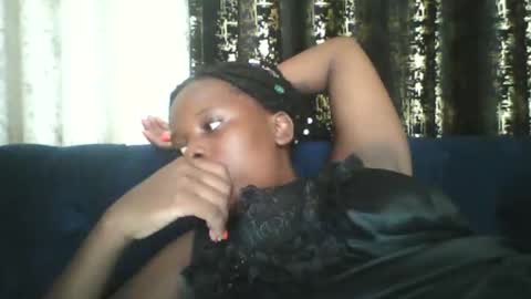 slim_petite_ebony online show from March 5, 7:59 am