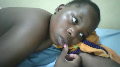 slim_petite_ebony online show from May 16, 8:07 pm