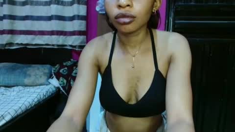 slimass31 online show from April 14, 12:49 am