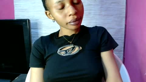 slimass31 online show from July 1, 12:12 am