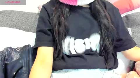 slimeybb online show from April 15, 9:49 am