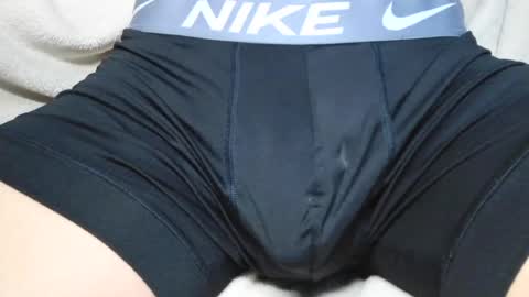 slimhungyvng online show from July 13, 7:38 pm