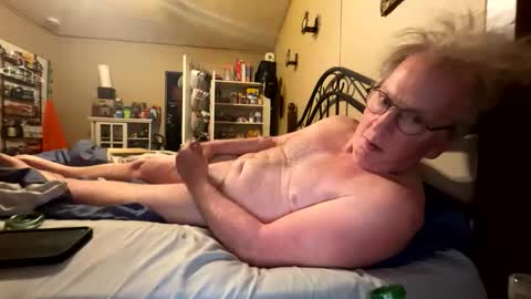 slimjim061560 online show from April 9, 8:53 am