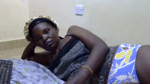 slimmygal online show from February 3, 2:25 am