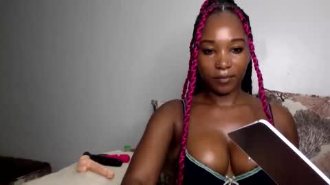 slimy_baiby online show from March 1, 7:05 pm