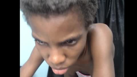 slimzyxdoll online show from February 21, 12:39 pm