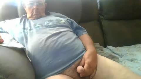 slippery_duck online show from July 18, 3:05 pm
