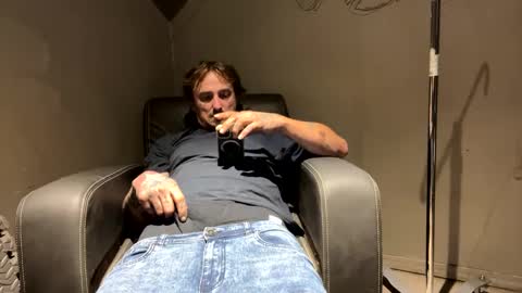 Snapshot of slotsnake chatting on October 6, 6:44 am Soulsnatcherz online show from October 6, 6:44 am